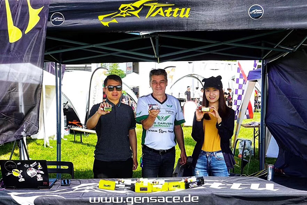 Tattu Oilver and Yilin to spend a really great time with all the people there