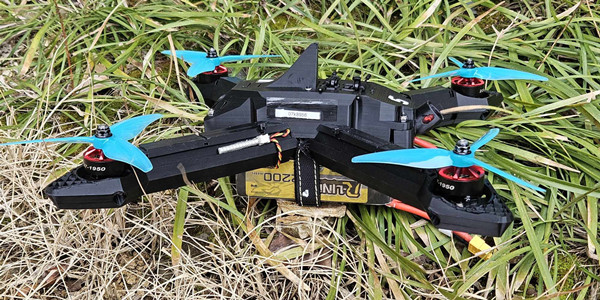 7-inch FPV Drone using Grepow Tattu R-line  battery