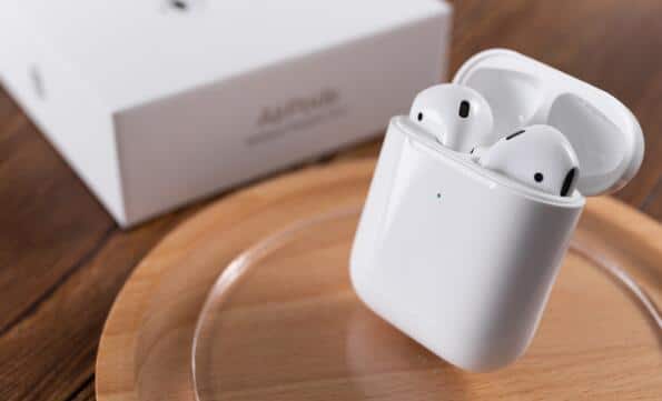 AirPods Bluetooth headset